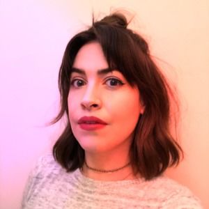 Meet your Posher, Caitlin